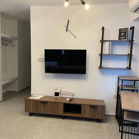 アパート Mr. In Ortakoy , North + Wifi + Netflix ニコシア