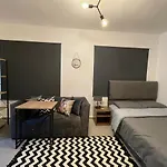 Mr. In Ortakoy , North + Wifi + Netflix Нікосія