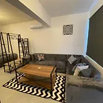 Apartamento Mr. In Ortakoy , North + Wifi + Netflix *