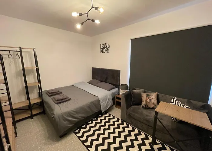 Mr. In Ortakoy , North + Wifi + Netflix * 尼科西亚