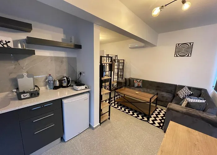 Mr. In Ortakoy , North + Wifi + Netflix