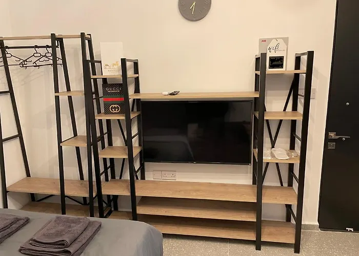 Mr. In Ortakoy , North + Wifi + Netflix *